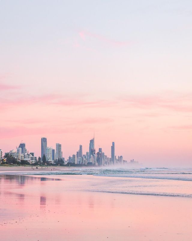 Visit Surfers Paradise